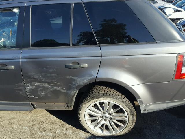 SALSK2D46BA701692 - 2011 LAND ROVER RANGE ROVE GRAY photo 9