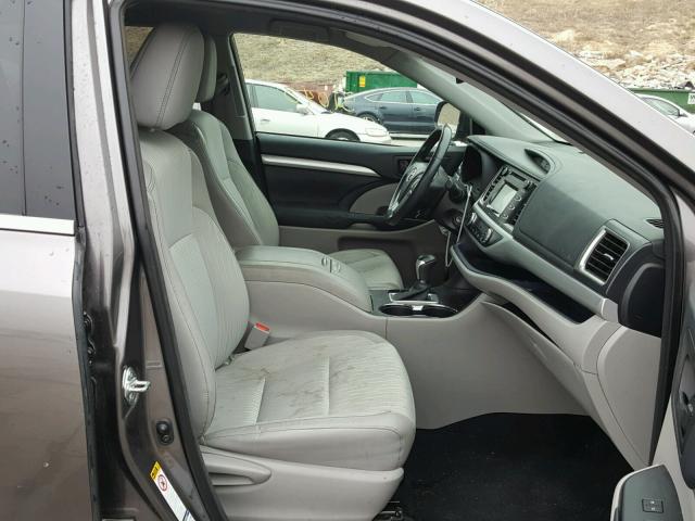 5TDBKRFHXES019857 - 2014 TOYOTA HIGHLANDER GRAY photo 5