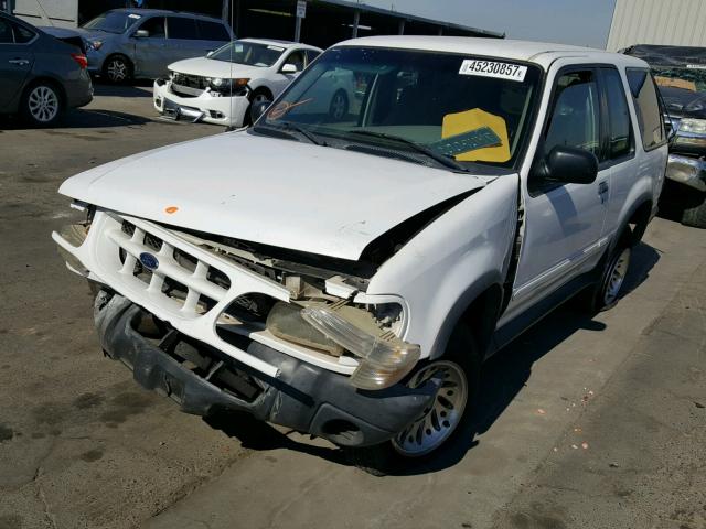 1FMYU22X6XUB25127 - 1999 FORD EXPLORER WHITE photo 2