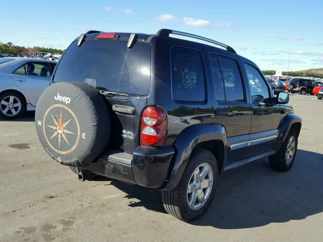 1J4GL58K55W651082 - 2005 JEEP LIBERTY LI BLACK photo 4