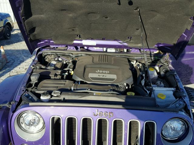 1C4AJWBG0HL680569 - 2017 JEEP WRANGLER S PURPLE photo 7