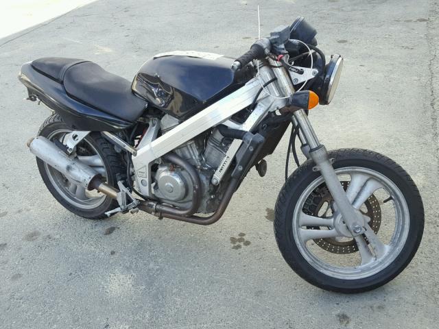 JH2RC3102KM101140 - 1989 HONDA NT650 BLACK photo 1