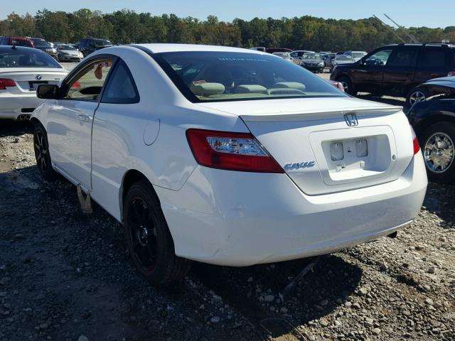 2HGFG12688H580636 - 2008 HONDA CIVIC LX WHITE photo 3