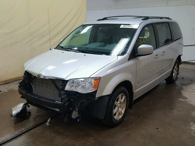 2A8HR54129R676454 - 2009 CHRYSLER TOWN & COU Gümüş foto 2