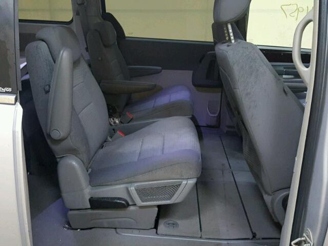 2A8HR54129R676454 - 2009 CHRYSLER TOWN & COU Gümüş foto 6