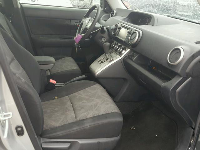 JTLZE4FE4FJ068604 - 2015 TOYOTA SCION XB ვერცხლისფერი ფოტო 5