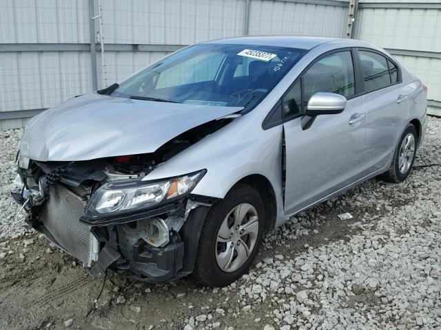 19XFB2F54FE100055 - 2015 HONDA CIVIC LX SILVER photo 2