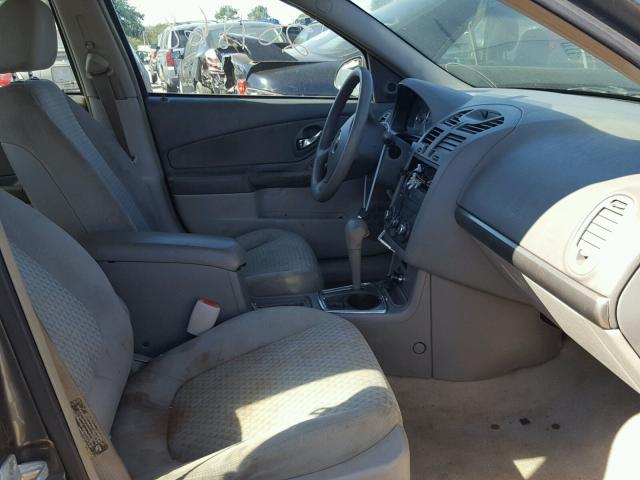 1G1ZT51F56F166639 - 2006 CHEVROLET MALIBU GRAY photo 5