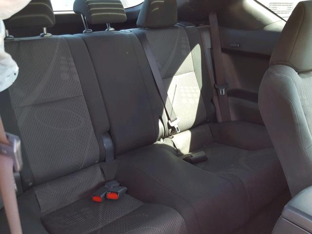 JTKJF5C74B3000246 - 2011 TOYOTA SCION TC 灰色 照片 6