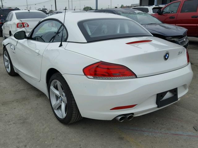 WBALL5C58EJ105635 - 2014 BMW Z4 SDRIVE2 WHITE photo 3