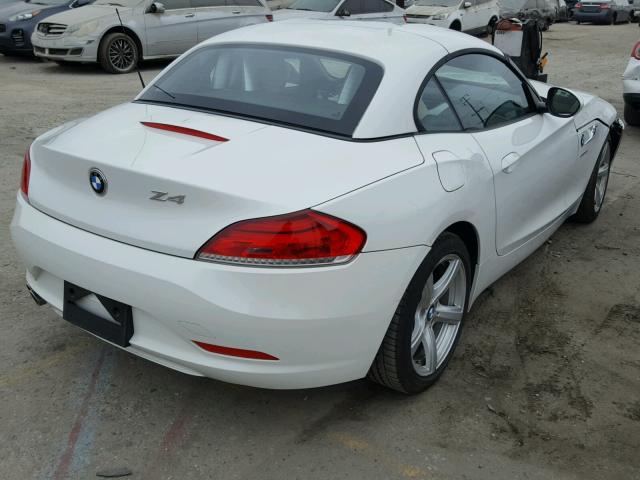 WBALL5C58EJ105635 - 2014 BMW Z4 SDRIVE2 WHITE photo 4