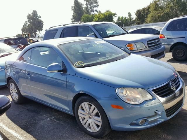 WVWBA71F27V004761 - 2007 VOLKSWAGEN EOS 2.0T BLUE photo 1