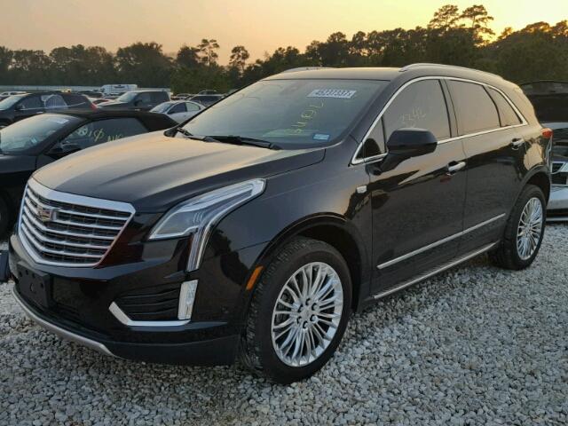 1GYKNFRS0HZ190899 - 2017 CADILLAC XT5 BLACK photo 2