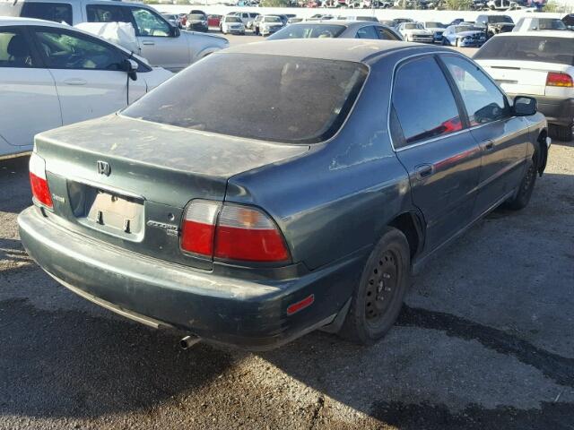 1HGCD5535VA102690 - 1997 HONDA ACCORD LX CHARCOAL photo 4