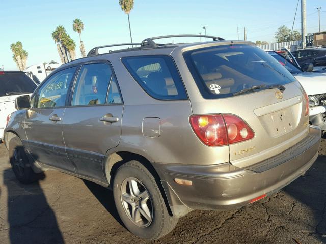 JT6HF10U6X0038327 - 1999 LEXUS RX BEIGE photo 3