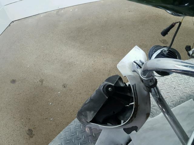 1HD1FC4128Y651097 - 2008 HARLEY-DAVIDSON FLHTCUI WHITE photo 13