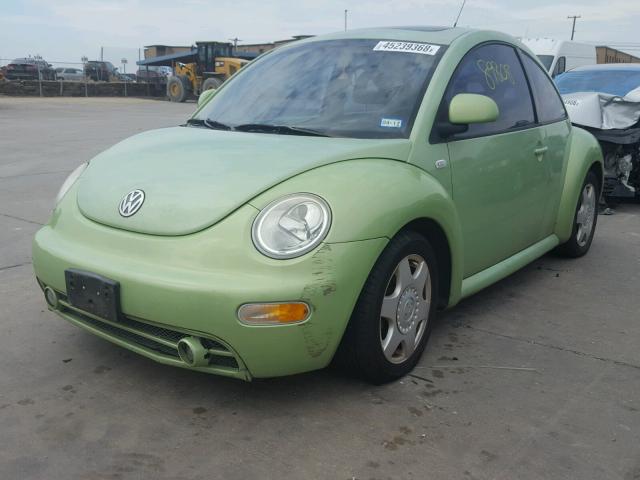 3VWCA21C9YM468751 - 2000 VOLKSWAGEN NEW BEETLE GREEN photo 2