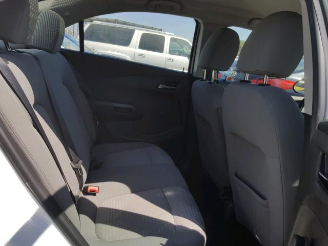 1G1JB5SH4C4161035 - 2012 CHEVROLET SONIC LS WHITE photo 6