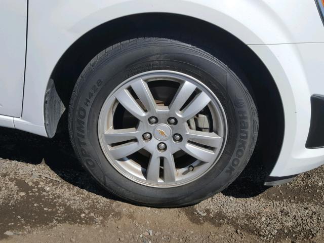 1G1JB5SH4C4161035 - 2012 CHEVROLET SONIC LS WHITE photo 9