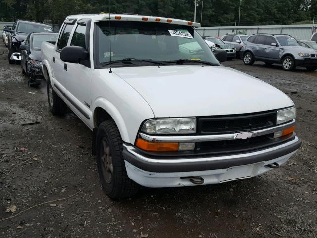 1GCDT13W52K177794 - 2002 CHEVROLET S-10 PU WHITE photo 1