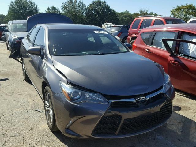 4T1BF1FKXFU951101 - 2015 TOYOTA CAMRY LE GRAY photo 1