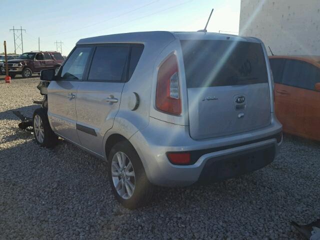 KNDJT2A65D7776728 - 2013 KIA SOUL SILVER photo 3