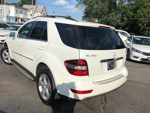 4JGBB2FB1AA556235 - 2010 MERCEDES-BENZ ML 350 BLU WHITE photo 5