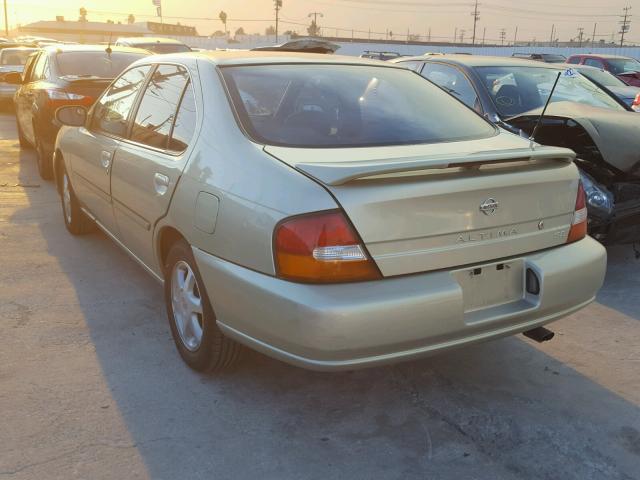 1N4DL01D4XC172525 - 1999 NISSAN ALTIMA XE GOLD photo 3