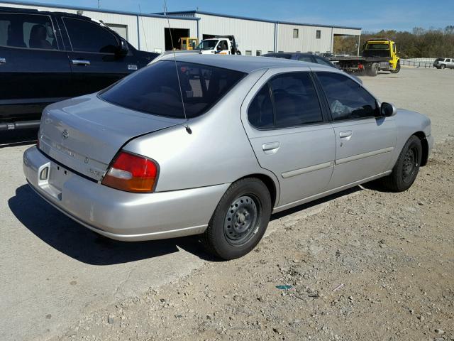 1N4DL01D5XC247698 - 1999 NISSAN ALTIMA XE SILVER photo 4