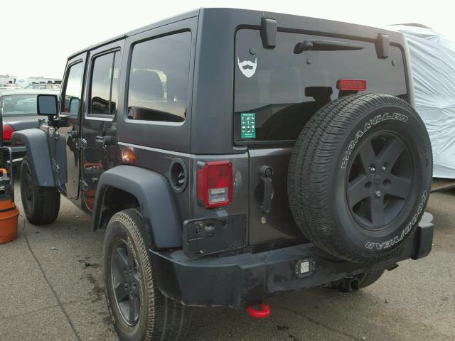 1C4BJWDG0GL279345 - 2016 JEEP WRANGLER U GRAY photo 3