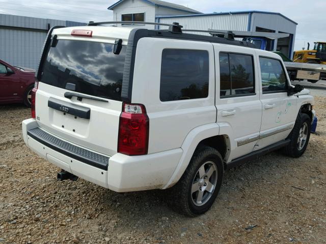 1J4RH4GKXAC157558 - 2010 JEEP COMMANDER WHITE photo 4