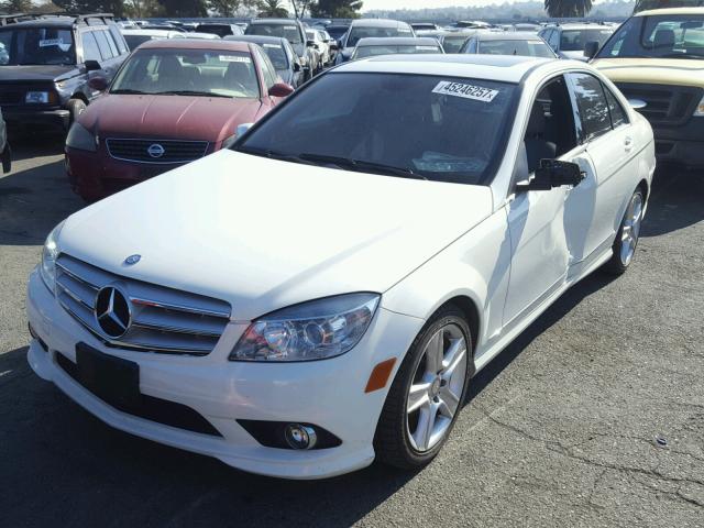 WDDGF5EB3AR110306 - 2010 MERCEDES-BENZ C 300 WHITE photo 2