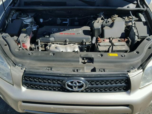 JTMBD33VX76039871 - 2007 TOYOTA RAV4 GOLD photo 7