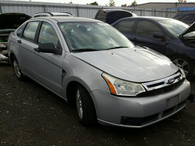 1FAHP35N58W284714 - 2008 FORD FOCUS SE GRAY photo 1