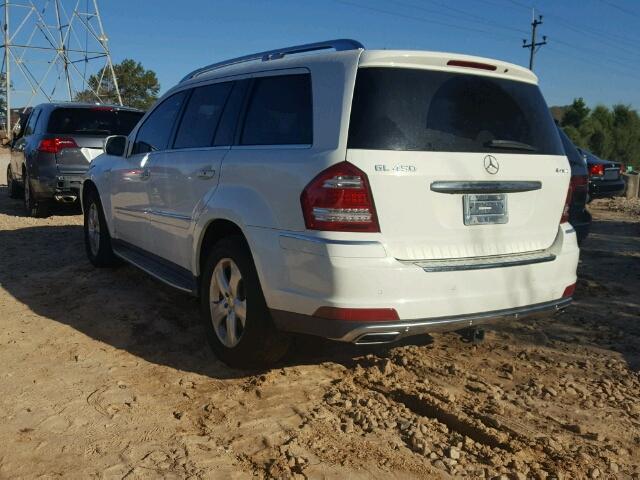 4JGBF7BE9AA589954 - 2010 MERCEDES-BENZ GL 450 4MA WHITE photo 3