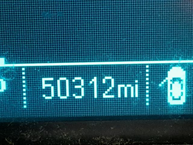 1G11B5SA3DF232332 - 2013 CHEVROLET MALIBU LS GOLD photo 8