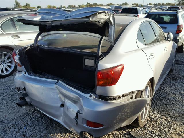 JTHBE262665009228 - 2006 LEXUS IS 350 SILVER photo 4