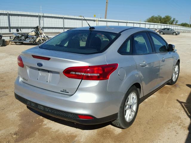 1FADP3F21GL379113 - 2016 FORD FOCUS SE SILVER photo 4