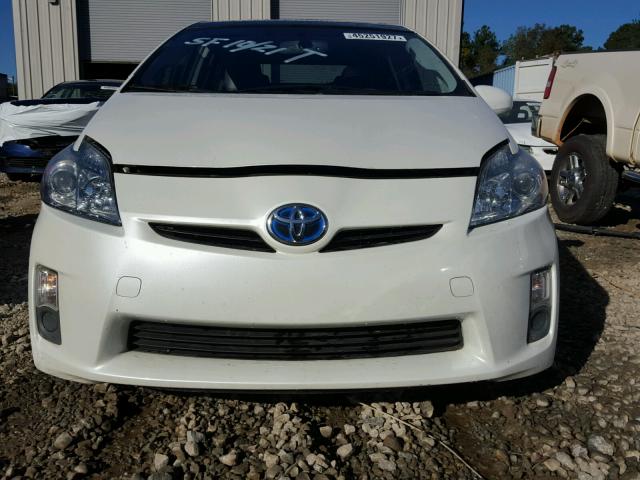 JTDKN3DU0A1240797 - 2010 TOYOTA PRIUS WHITE photo 9