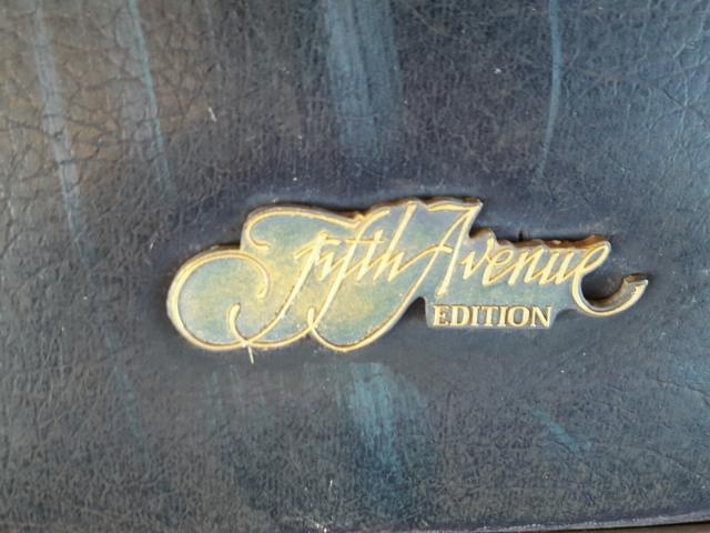 1C3BF66P9HX805369 - 1987 CHRYSLER FIFTH AVEN 蓝色 照片 10