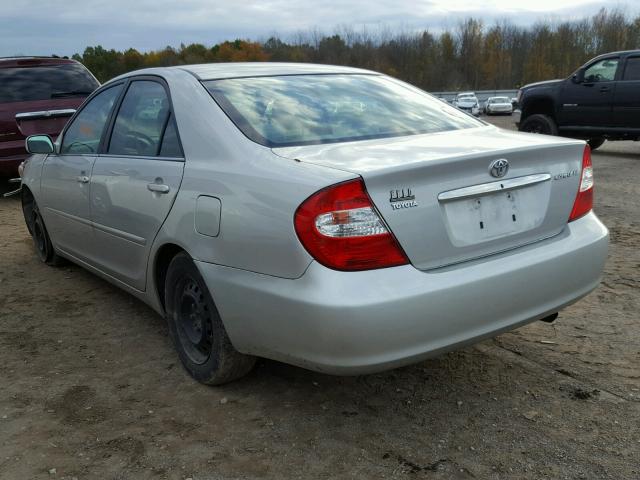 4T1BE32K63U146423 - 2003 TOYOTA CAMRY LE SILVER photo 3