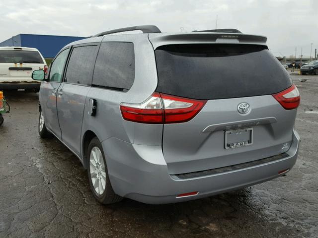 5TDJK3DC9FS097581 - 2015 TOYOTA SIENNA LE SILVER photo 3