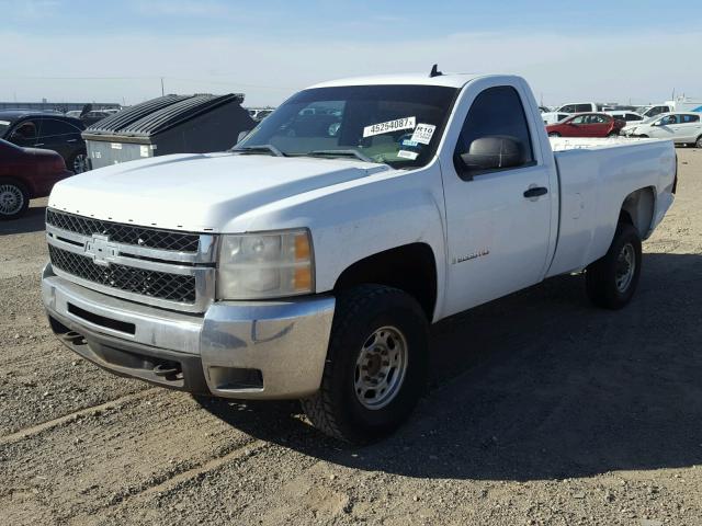 1GCHC44K19E105899 - 2009 CHEVROLET SILVERADO WHITE photo 2