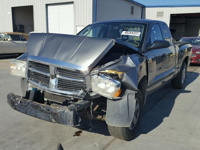 1D7HE42N96S643602 - 2006 DODGE DAKOTA SLT GRAY photo 2