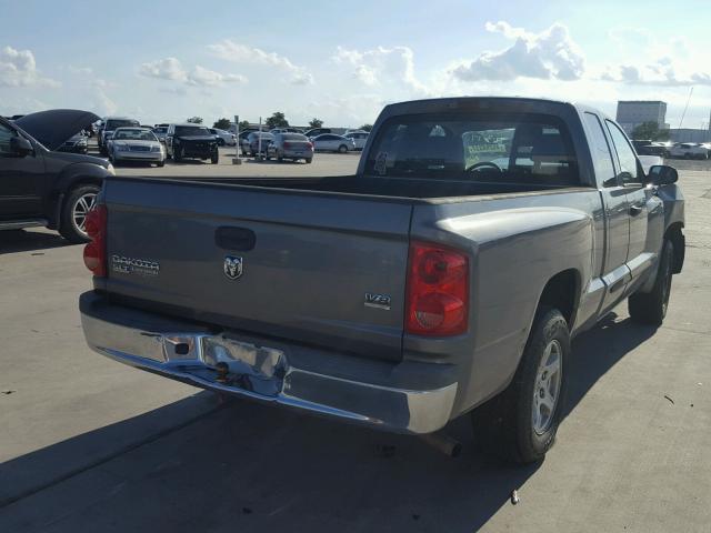 1D7HE42N96S643602 - 2006 DODGE DAKOTA SLT GRAY photo 4