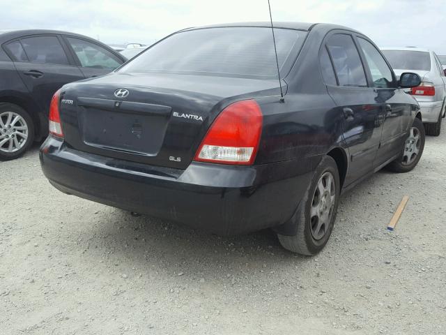 KMHDN45D62U288295 - 2002 HYUNDAI ELANTRA GL BLACK photo 4