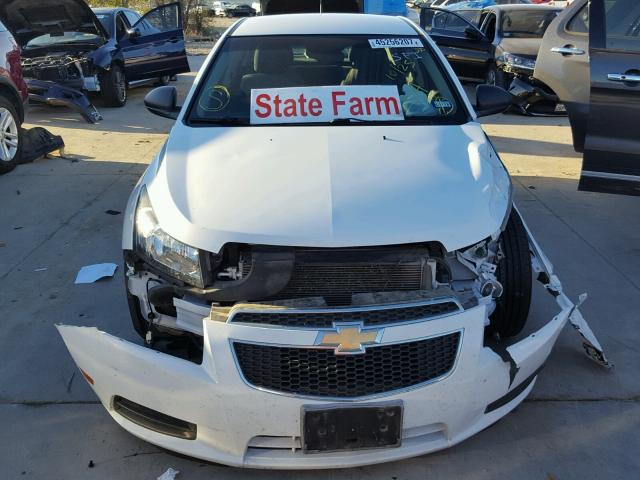 1G1PA5SHXD7252887 - 2013 CHEVROLET CRUZE WHITE photo 9