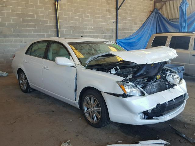 4T1BK36B35U034703 - 2005 TOYOTA AVALON XL WHITE photo 1