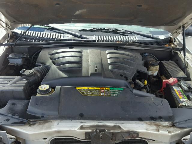 5LMEU68H05ZJ09951 - 2005 LINCOLN AVIATOR 银色 照片 7