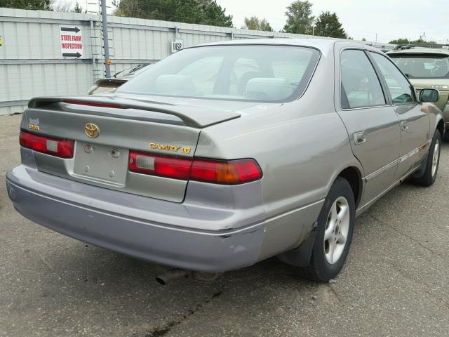 4T1BG22K2VU036234 - 1997 TOYOTA CAMRY CE GRAY photo 4